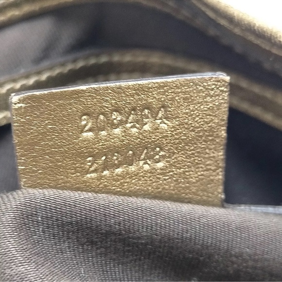 R718 Vintage Gucci hand bag brown coated canvas. - Picture 8 of 9